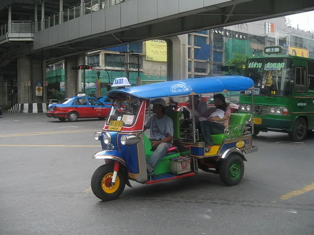 Tuk Tuk In Thailand Tuk Tuk In Thailand Photo by: Terence Ong [CC BY-SA 3.0 (http://creativecommons.org/licenses/by-sa/3.0/)]